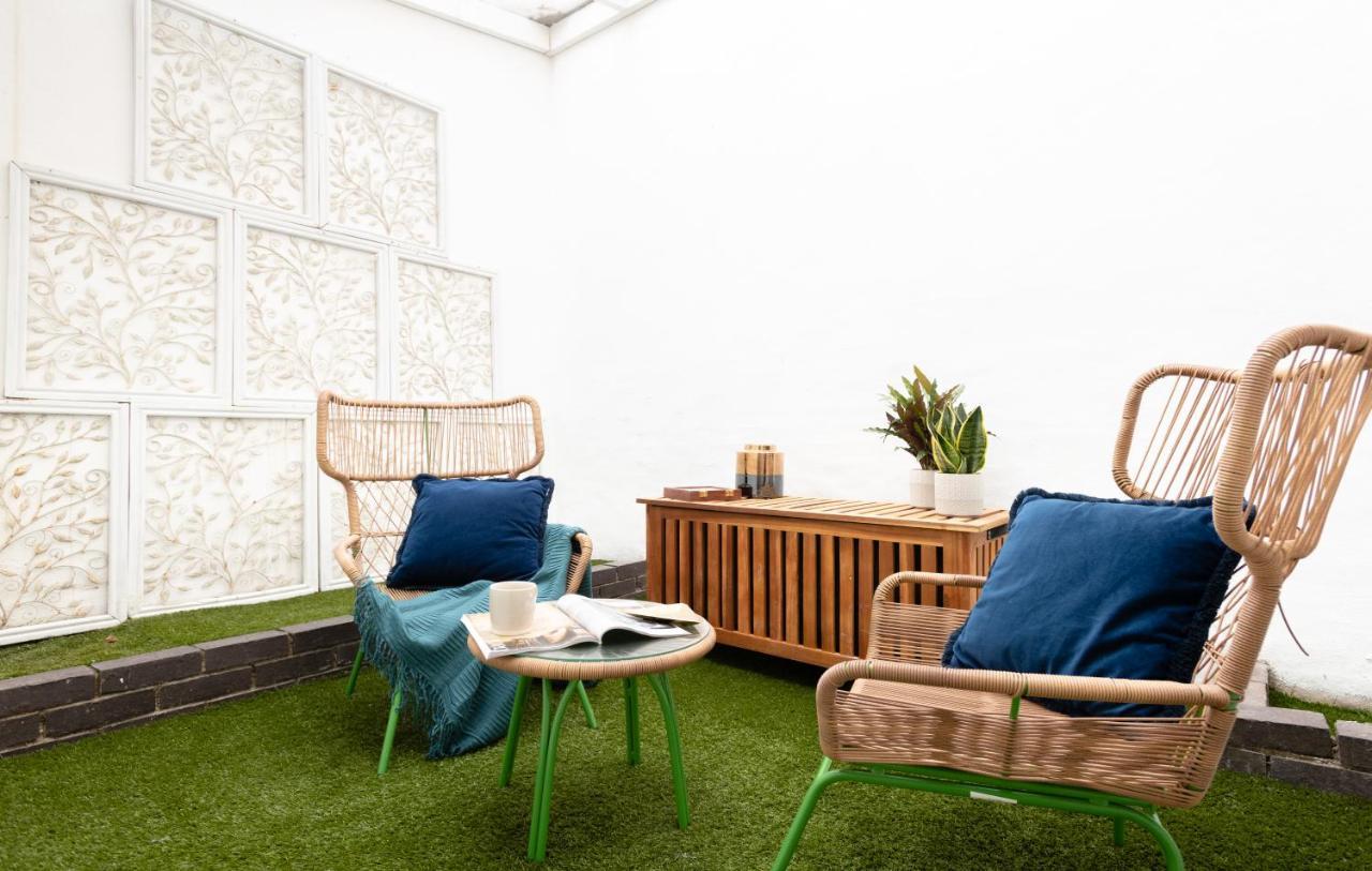 לונדון The Euston Square Escape - Modern And Central 4Bdr Home מראה חיצוני תמונה