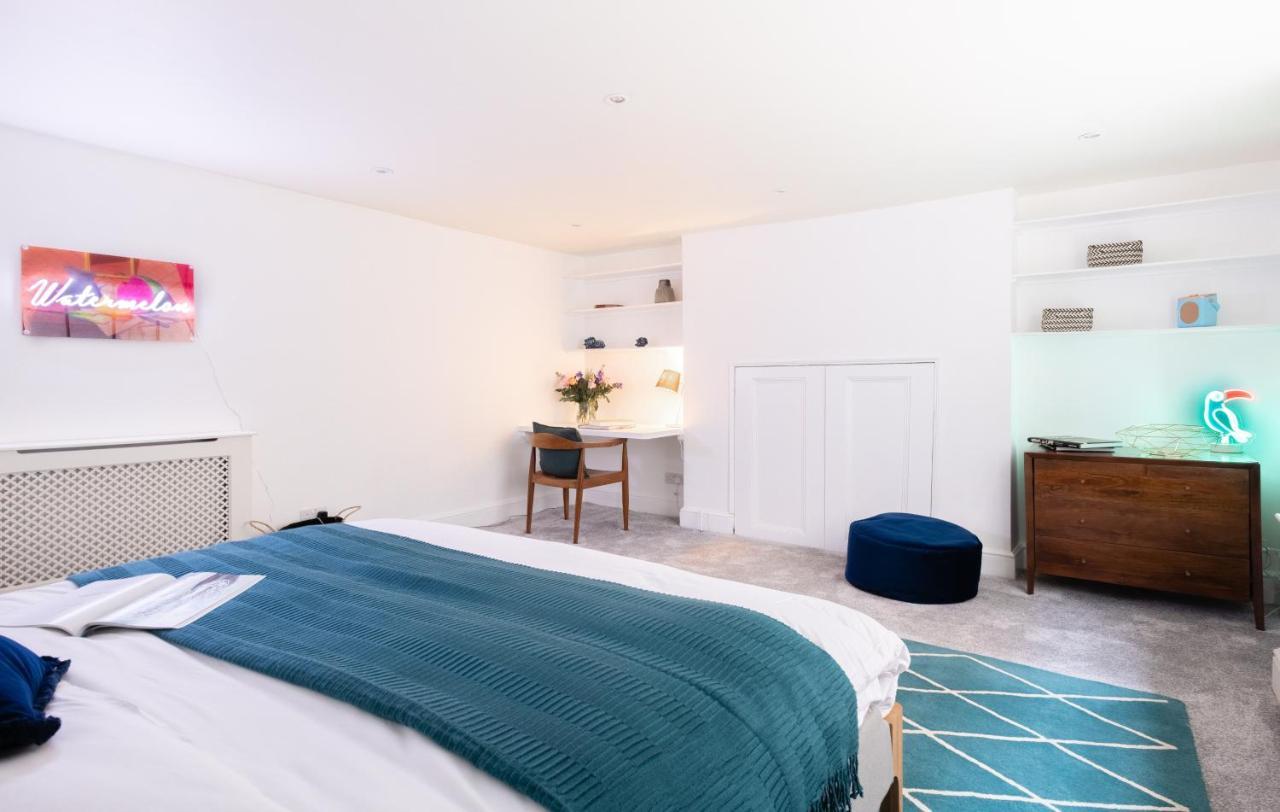 לונדון The Euston Square Escape - Modern And Central 4Bdr Home מראה חיצוני תמונה