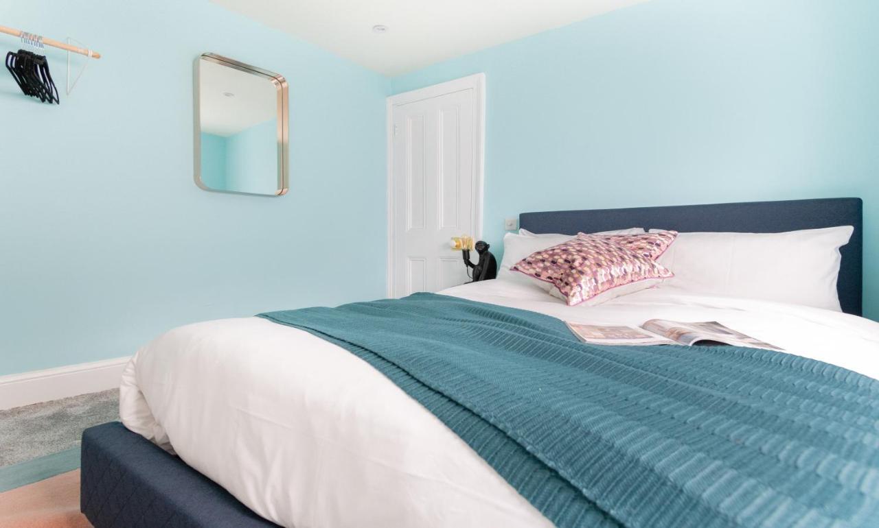 לונדון The Euston Square Escape - Modern And Central 4Bdr Home מראה חיצוני תמונה
